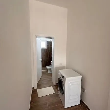 2211 Berat Appartement Uznove